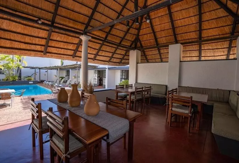 تختخواب و صبحانه Amadeus House