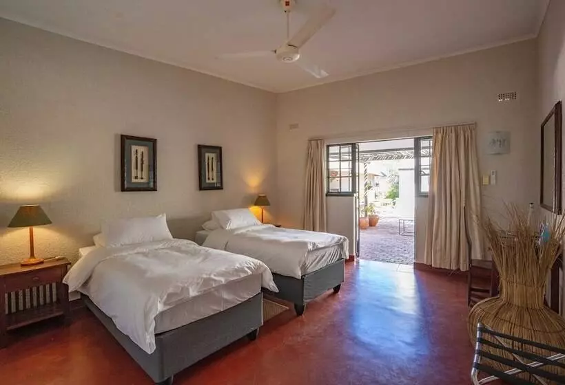 تختخواب و صبحانه Amadeus House