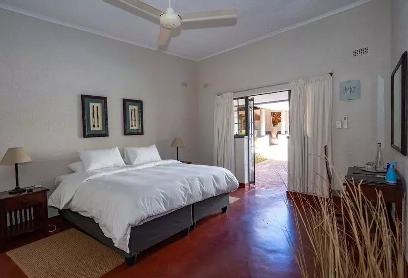 تختخواب و صبحانه Amadeus House