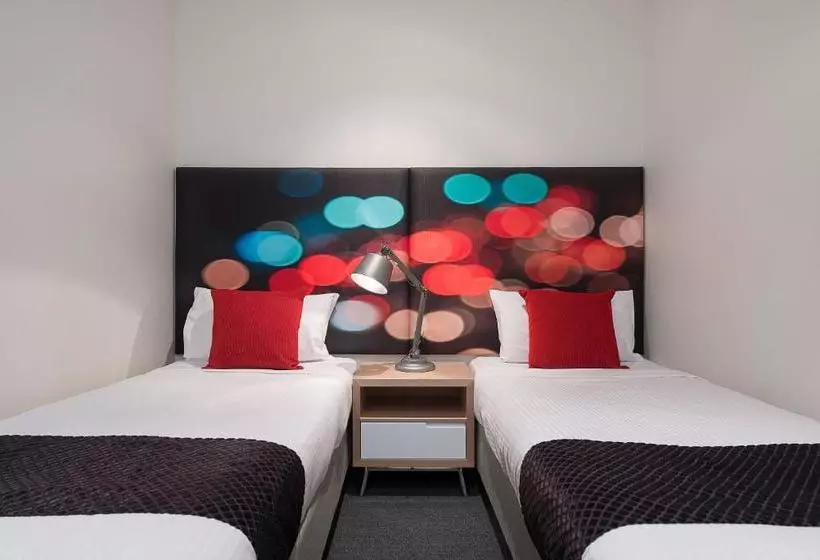 Breakfree On Collins