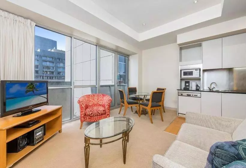 Breakfree On Collins