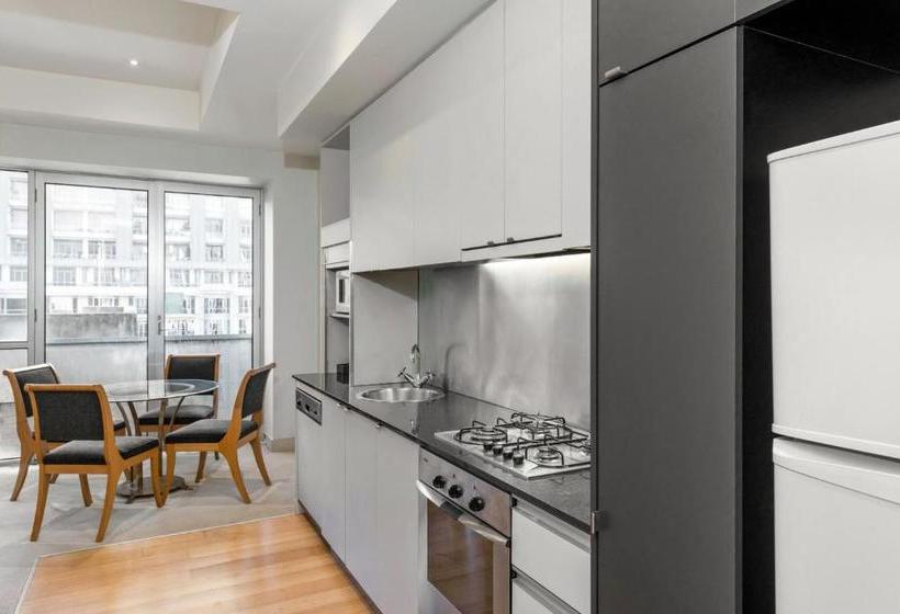 Breakfree On Collins