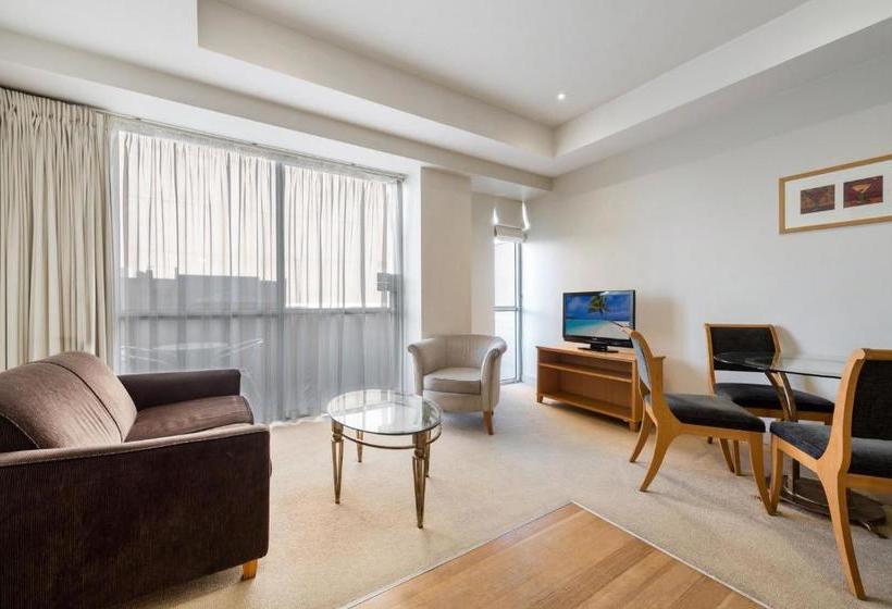 Breakfree On Collins