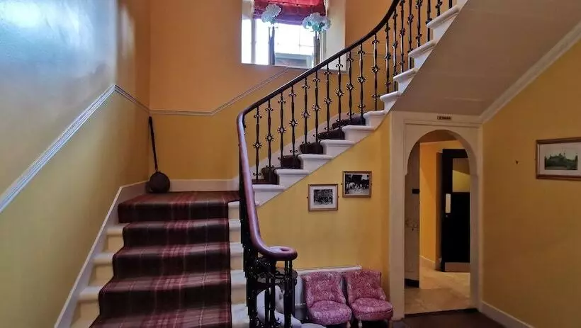 Отель Buccleuch And Queensberry Arms