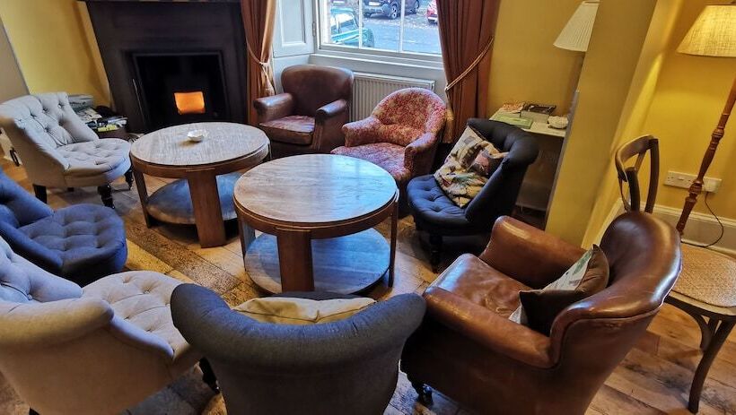 Hotel Buccleuch And Queensberry Arms