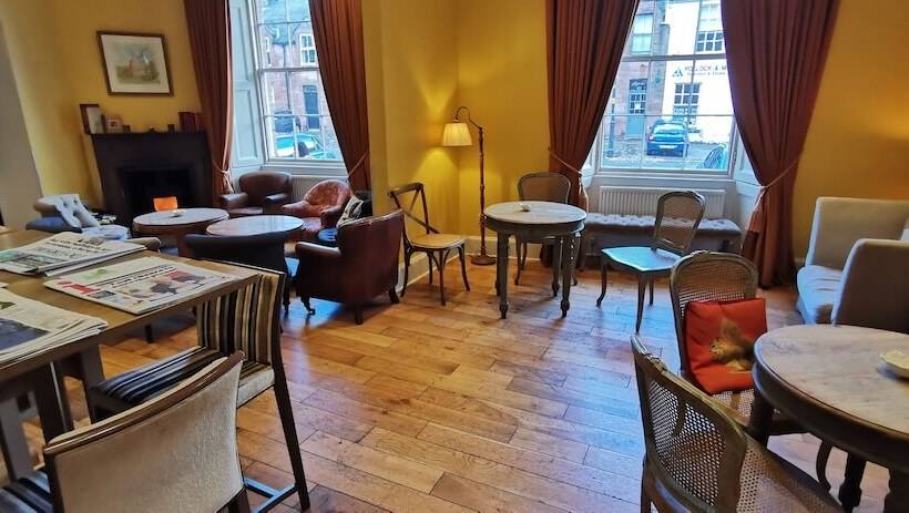 Hotel Buccleuch And Queensberry Arms