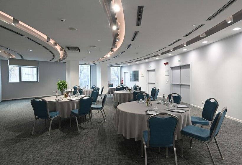 Doubletree By Hilton Hotel Yerevan City Centre