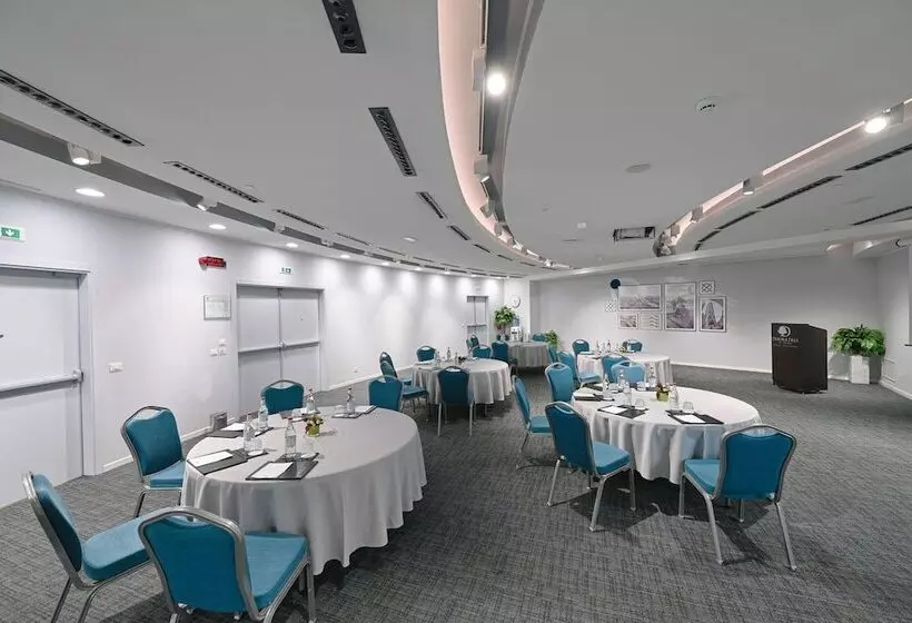 Doubletree By Hilton Hotel Yerevan City Centre