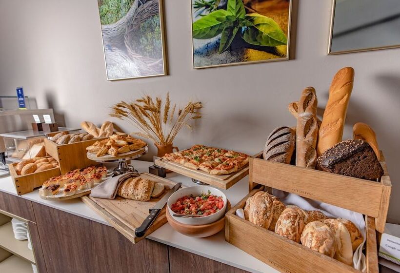 Doubletree By Hilton Hotel Yerevan City Centre