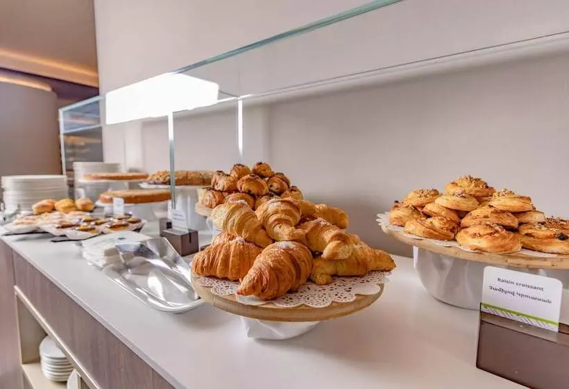 Doubletree By Hilton Hotel Yerevan City Centre