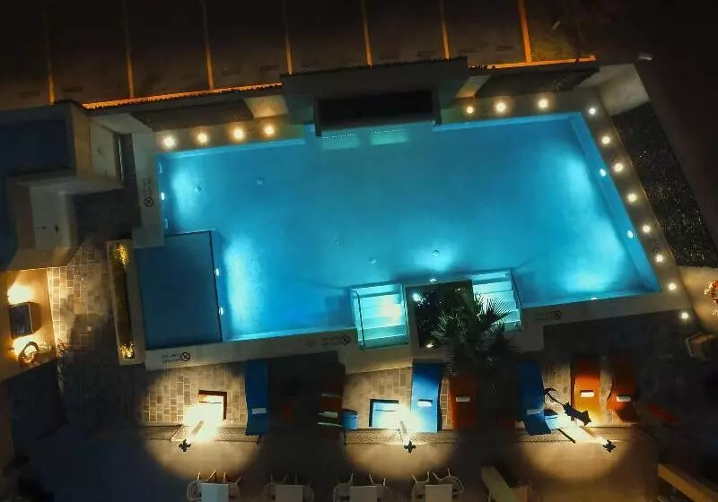 בית מלון כפרי Four Points By Sheraton Queretaro Norte