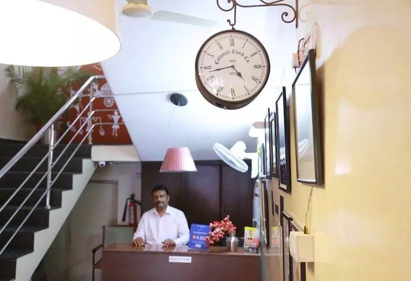 Отель Geetanjali