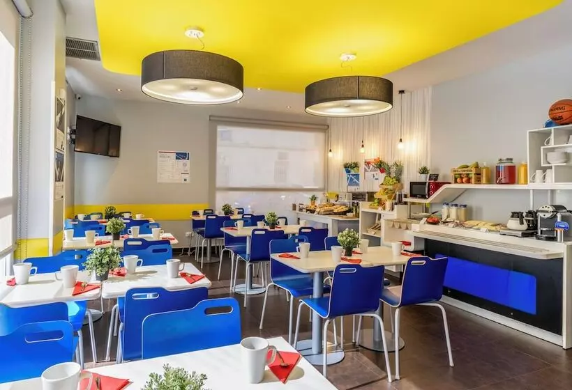 ホテル Ibis Budget Madrid Centro Las Ventas