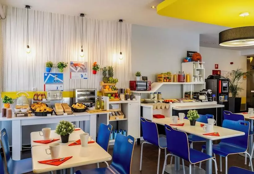 ホテル Ibis Budget Madrid Centro Las Ventas