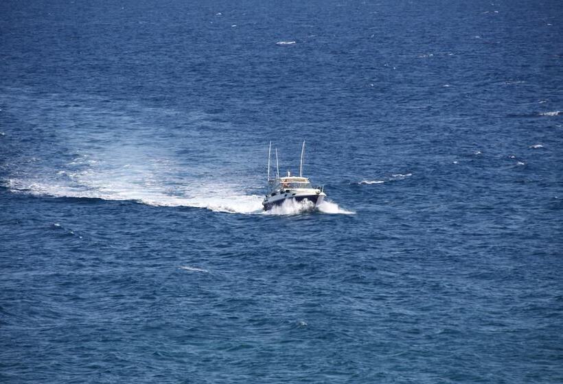 בית מלון כפרי Le Cale D'otranto Beach Resort