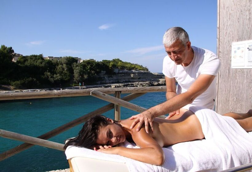 בית מלון כפרי Le Cale D'otranto Beach Resort