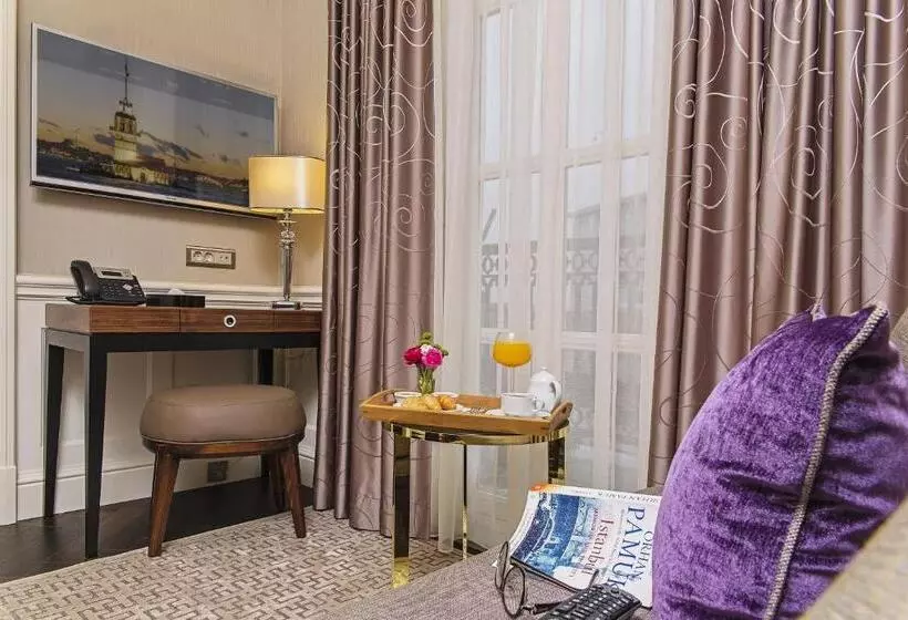 Hotel Meroddi Bagdatliyan