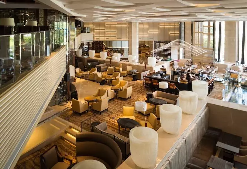 Nikko Guangzhou Free Shuttle Between Hotel And Exhibition Center During Canton Fair