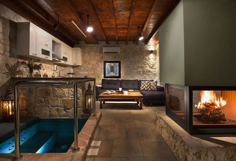 فندق Oinoessa Traditional Boutique Guest Houses