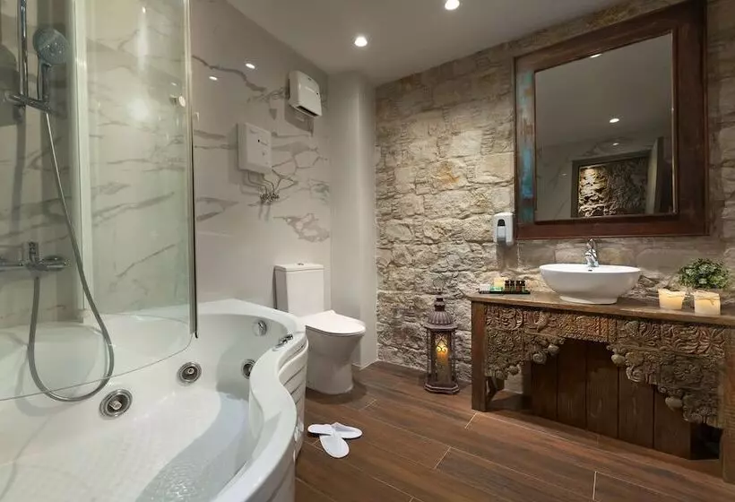 هتل Oinoessa Traditional Boutique Guest Houses