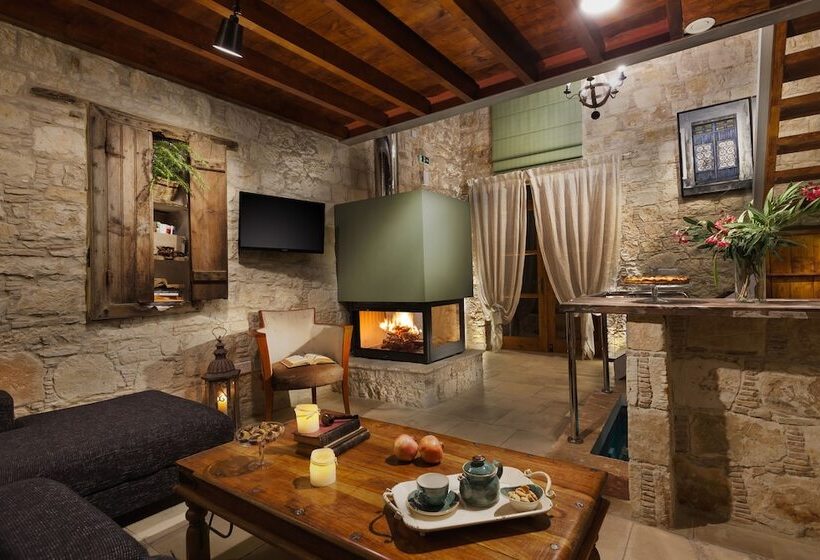 فندق Oinoessa Traditional Boutique Guest Houses