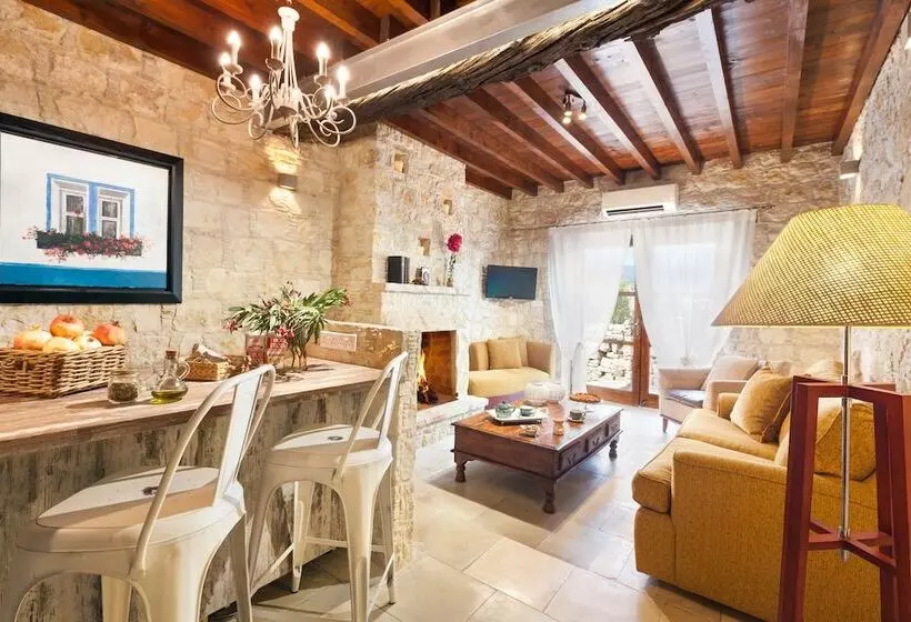 هتل Oinoessa Traditional Boutique Guest Houses