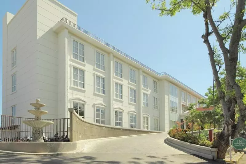 בית מלון כפרי On The Rock