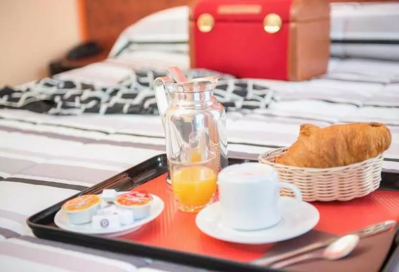 هتل Pierre Nicole