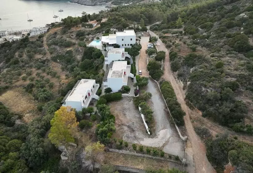 酒店 Porto Delfino Retreat