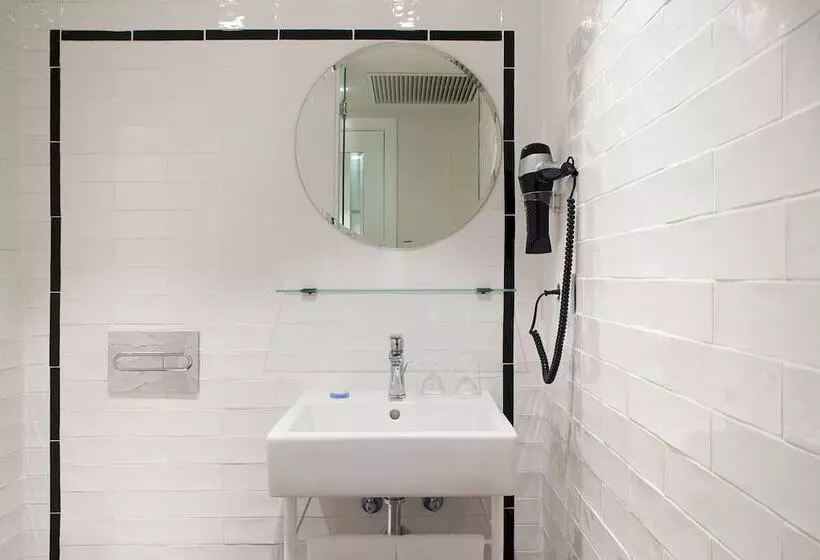 هتل Praktik Vinoteca