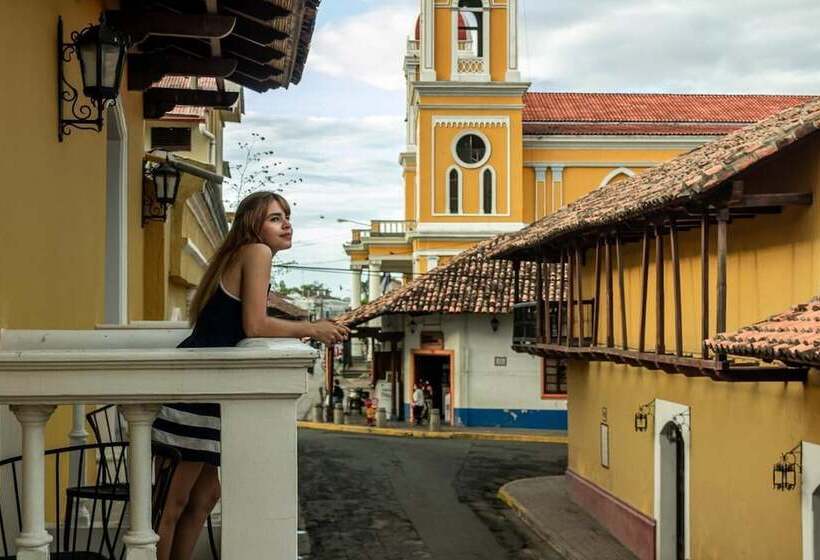 هتل La Gran Francia