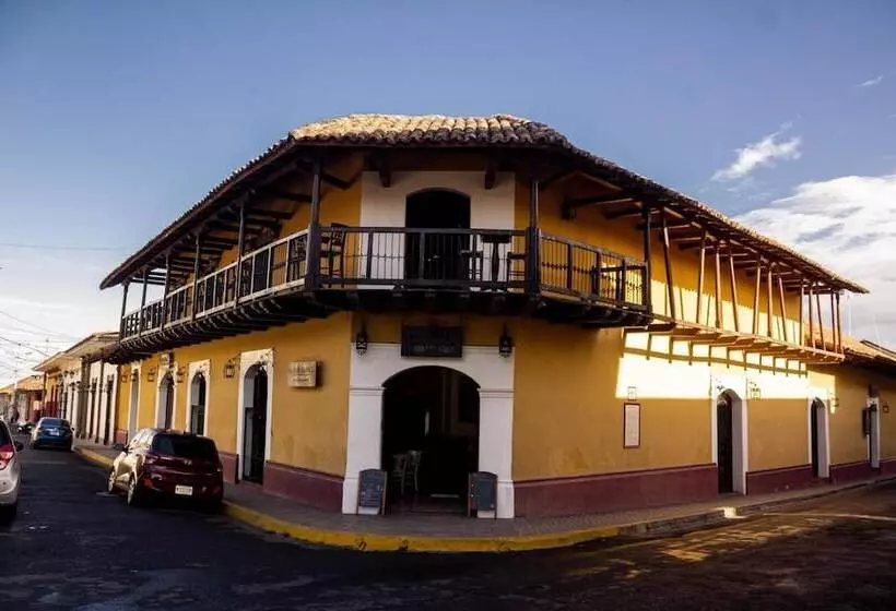 هتل La Gran Francia