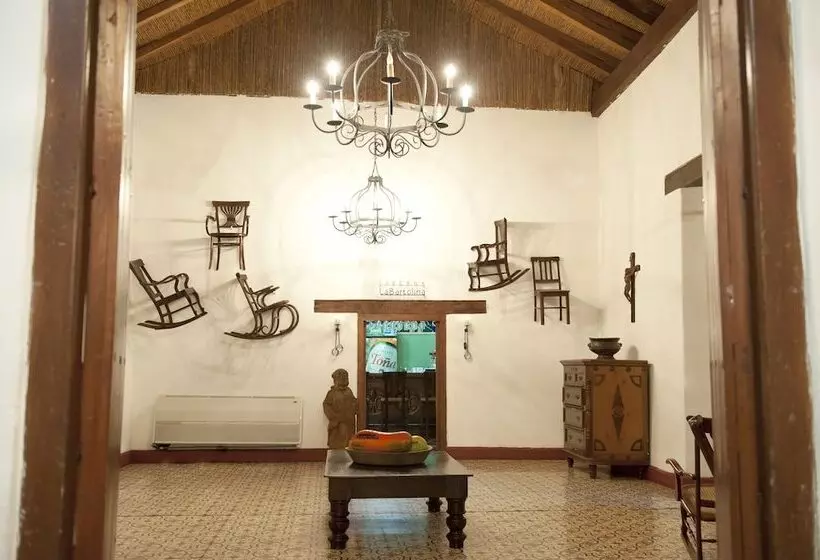 هتل La Gran Francia