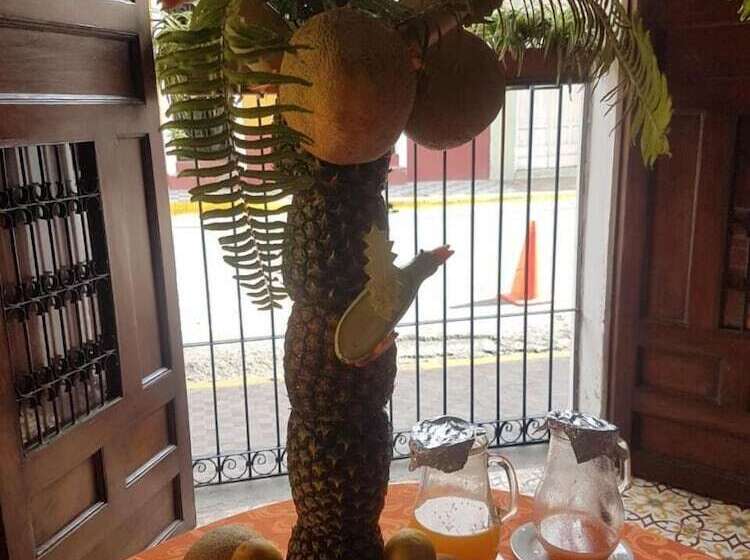 هتل La Gran Francia