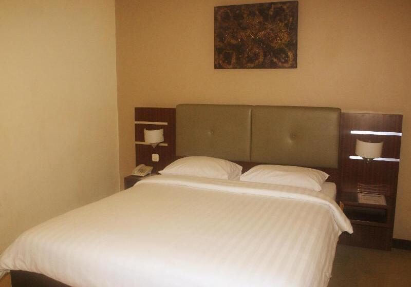 בית מלון כפרי Royal Mamberamo