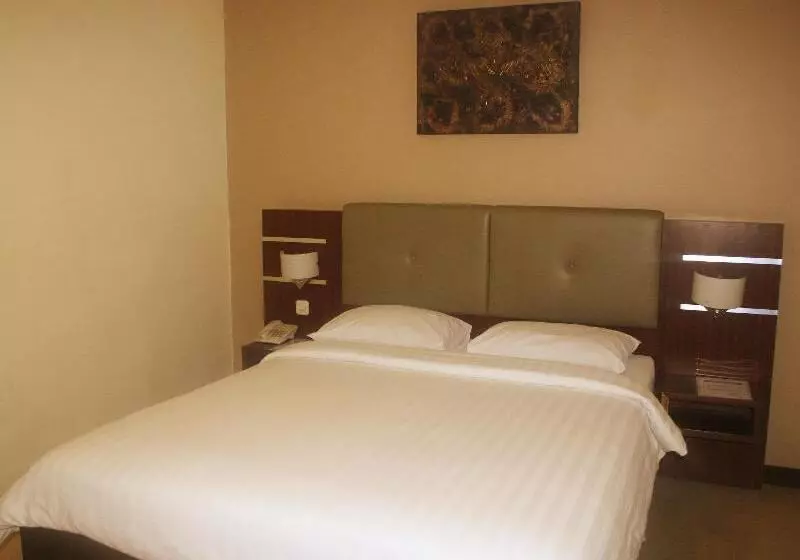 酒店 Royal Mamberamo