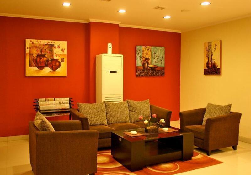 בית מלון כפרי Royal Mamberamo