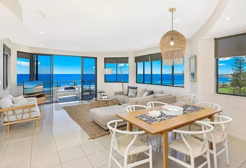 Meridian Alex Beach Apartments