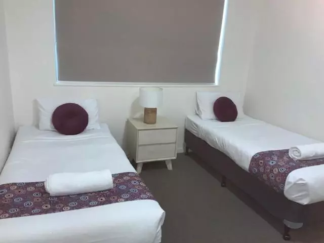 Meridian Alex Beach Apartments