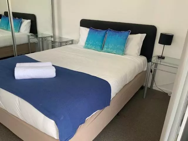 Meridian Alex Beach Apartments