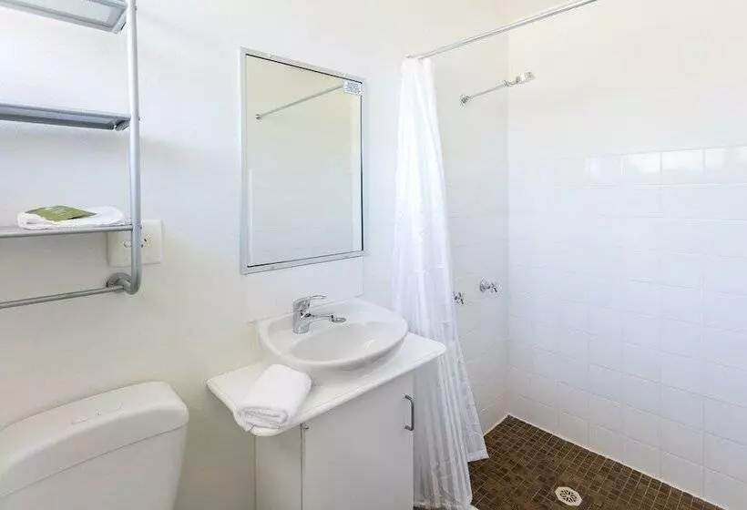 Summer East Serviced Apartments