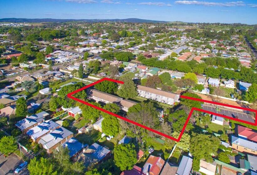 Summer East Serviced Apartments