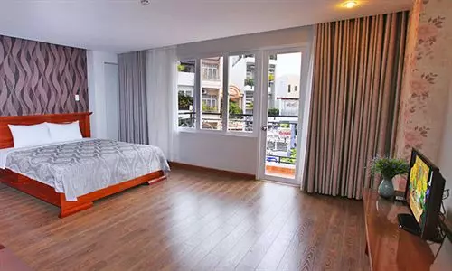 White Swan Apartment