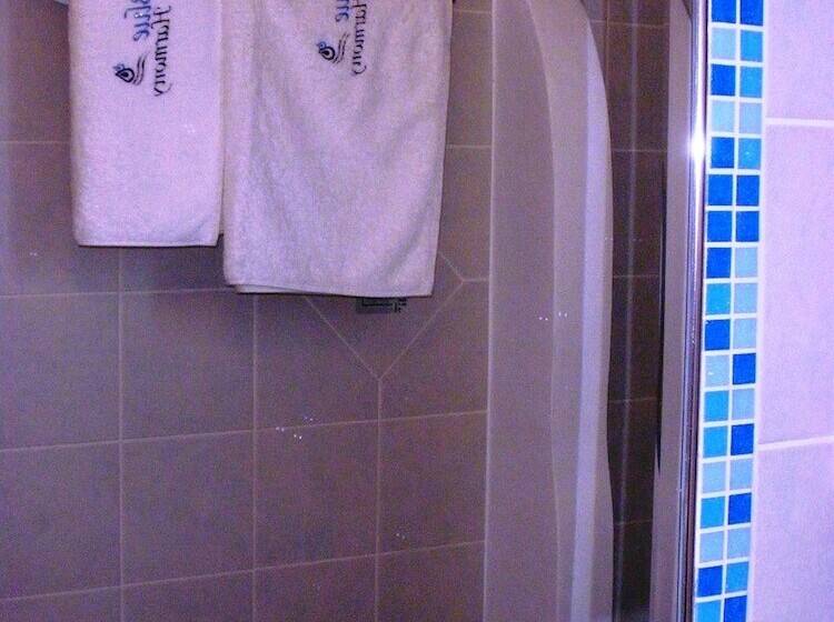 Blue Harmony Apartments