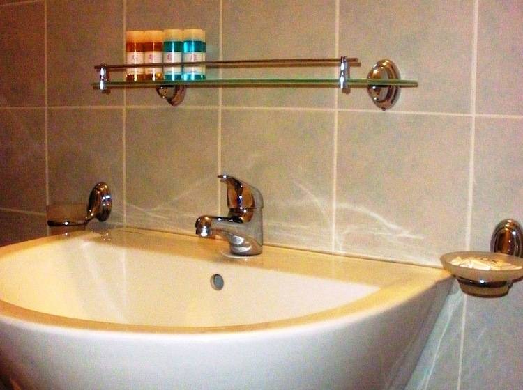 Blue Harmony Apartments