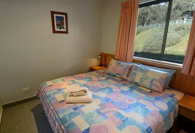 Falls Creek Country Club