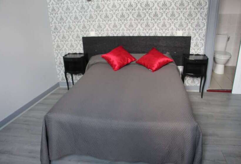 Отель Au Chapon Fin