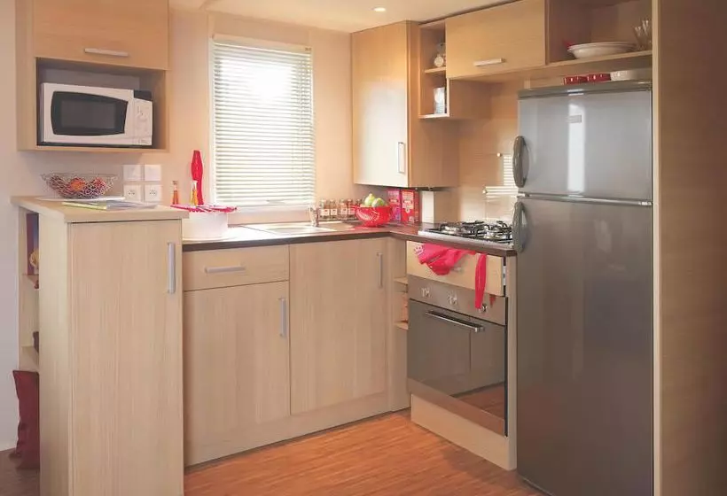 Отель Mobile Home For You Les Pierres Couchées