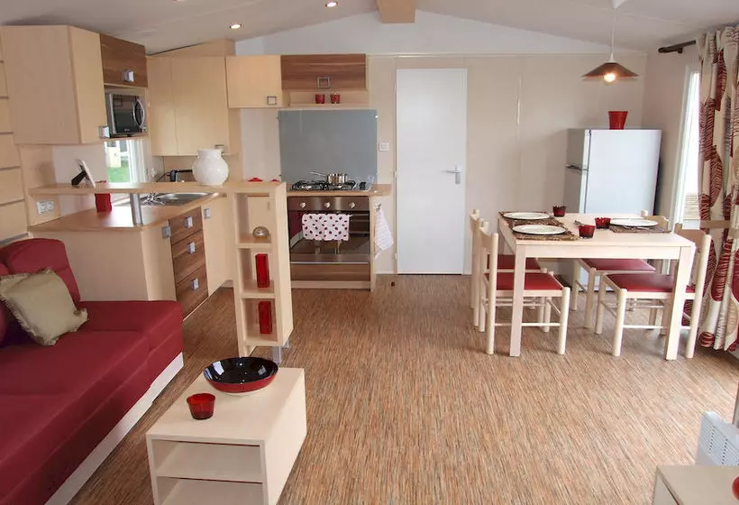 Отель Mobile Home For You Les Pierres Couchées