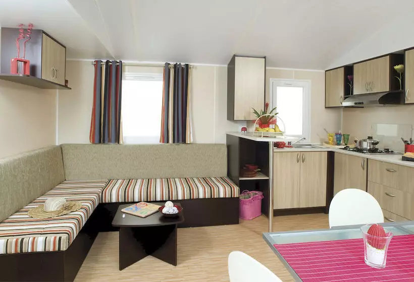 Отель Mobile Home For You Les Pierres Couchées